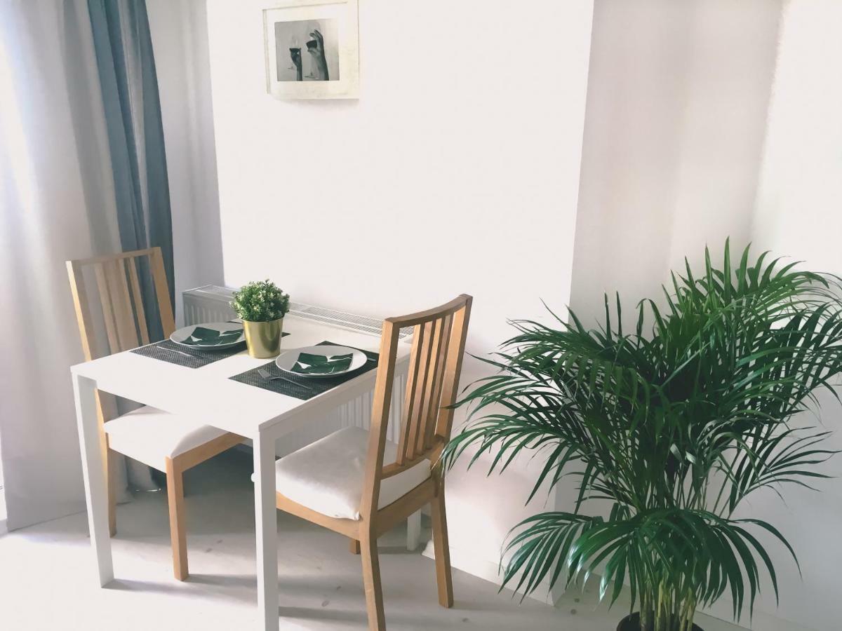 Airport Residence - Across From Otopeni Airport Экстерьер фото